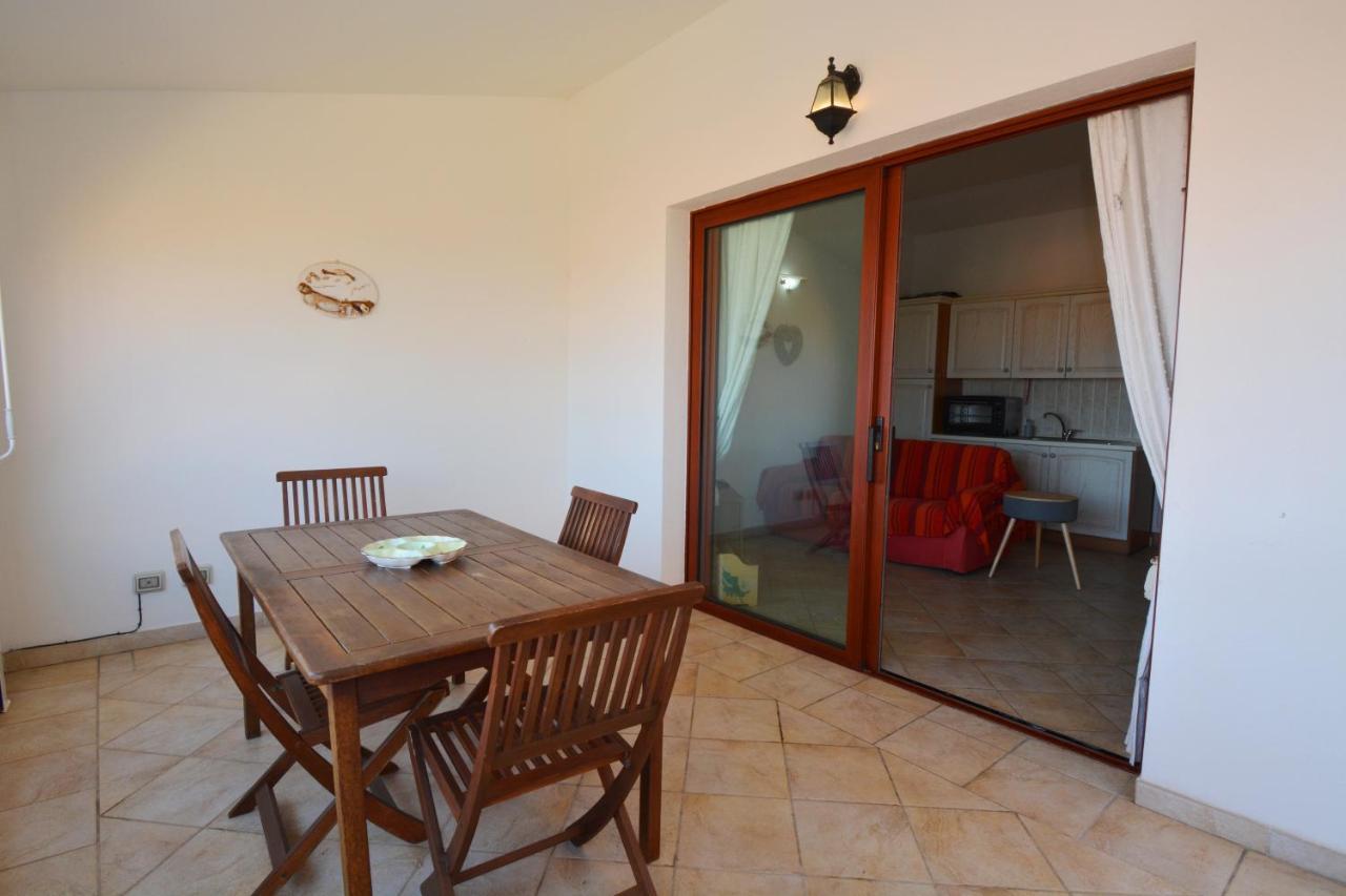 Citai Con Splendida Vista Mare Apartamento San Teodoro  Exterior foto