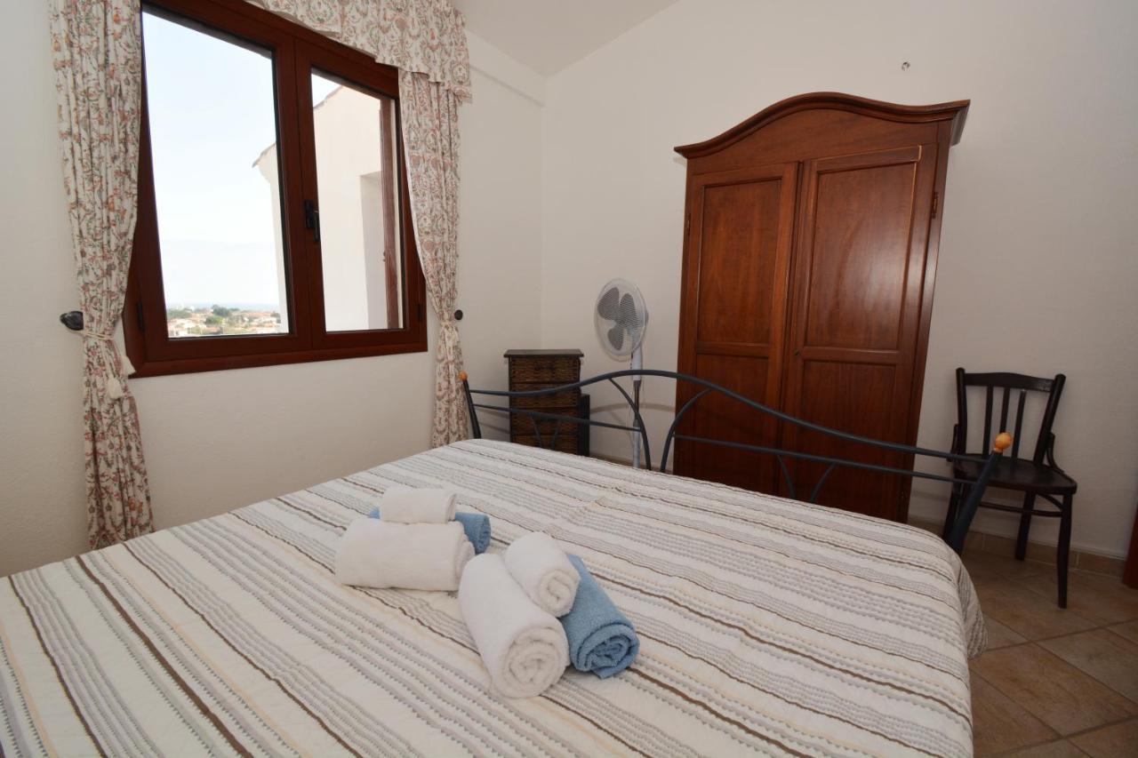 Citai Con Splendida Vista Mare Apartamento San Teodoro  Exterior foto