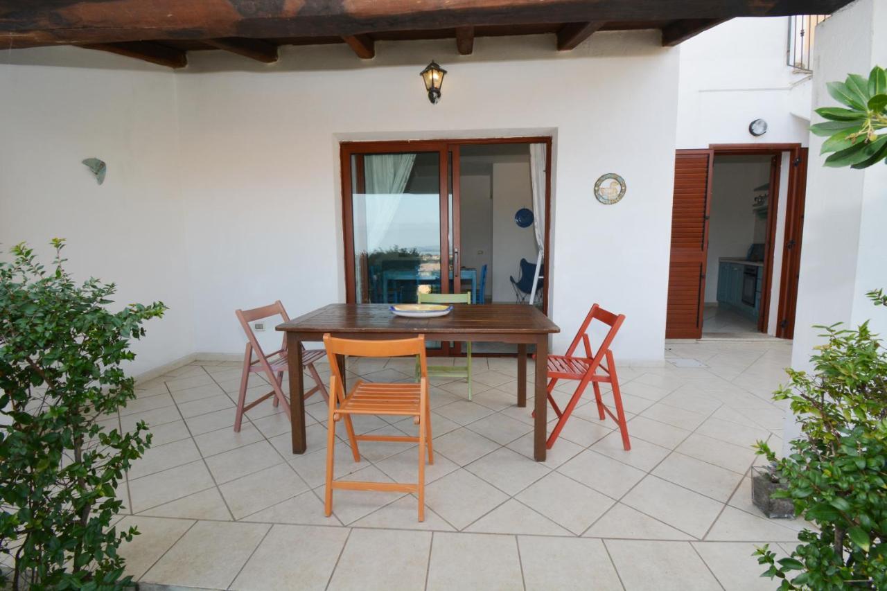 Citai Con Splendida Vista Mare Apartamento San Teodoro  Exterior foto