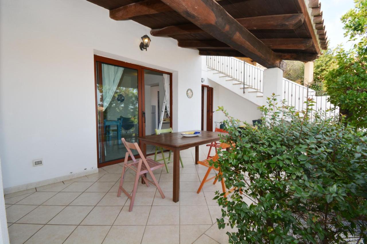Citai Con Splendida Vista Mare Apartamento San Teodoro  Exterior foto
