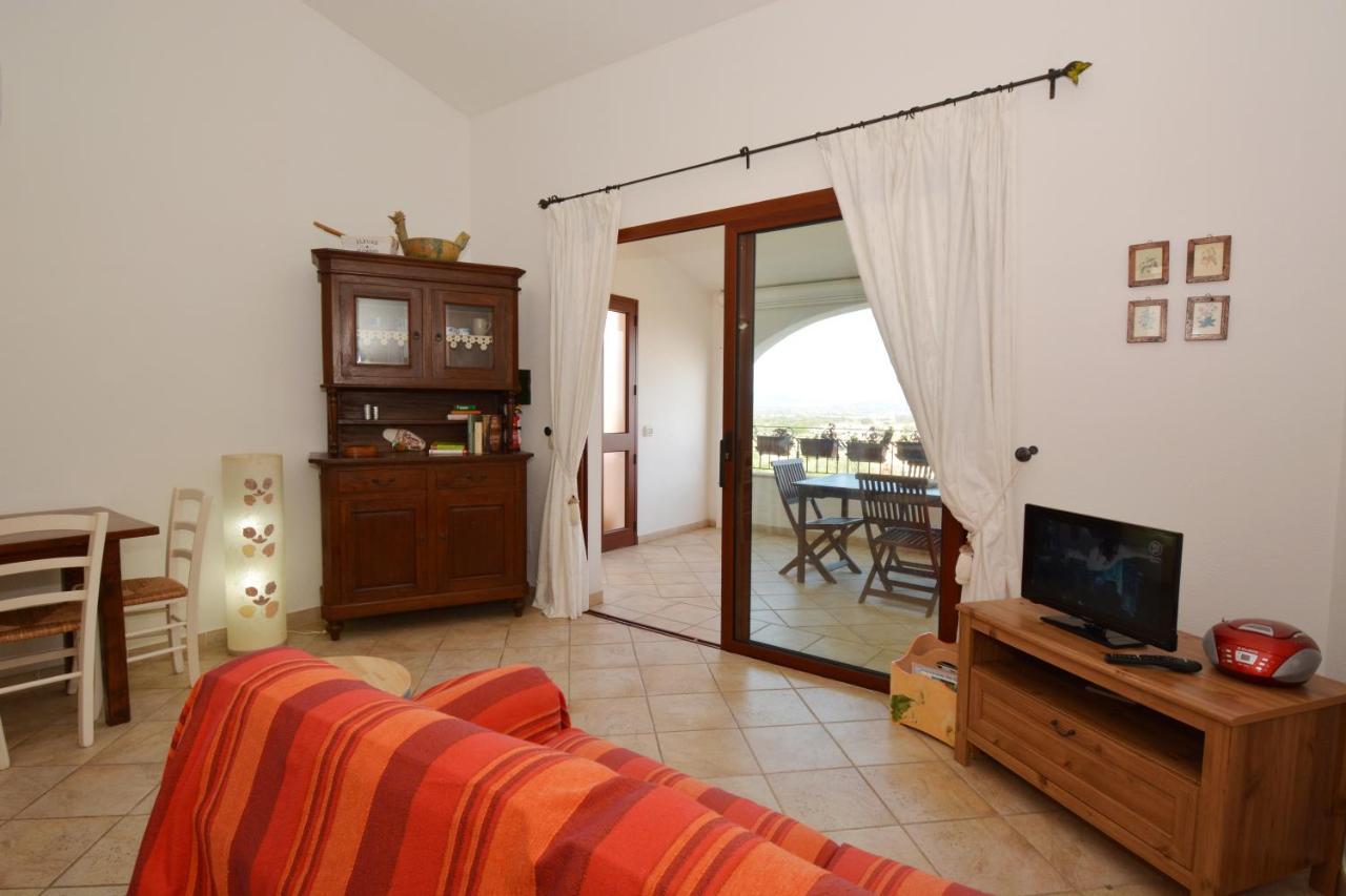 Citai Con Splendida Vista Mare Apartamento San Teodoro  Exterior foto