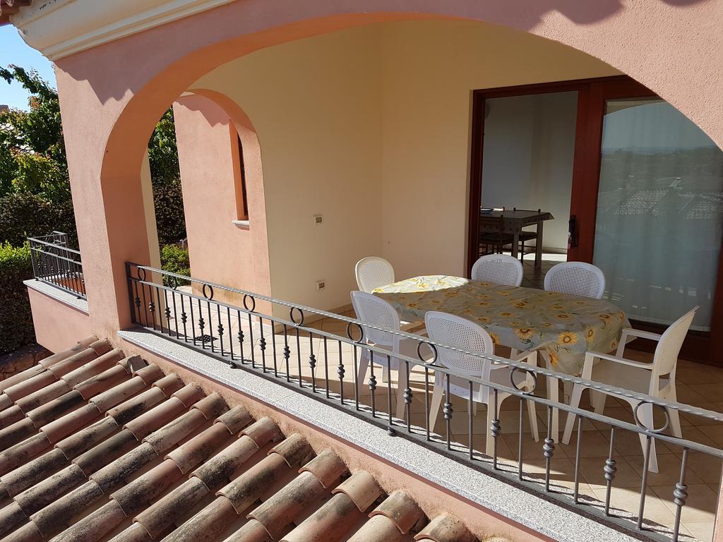 Citai Con Splendida Vista Mare Apartamento San Teodoro  Exterior foto