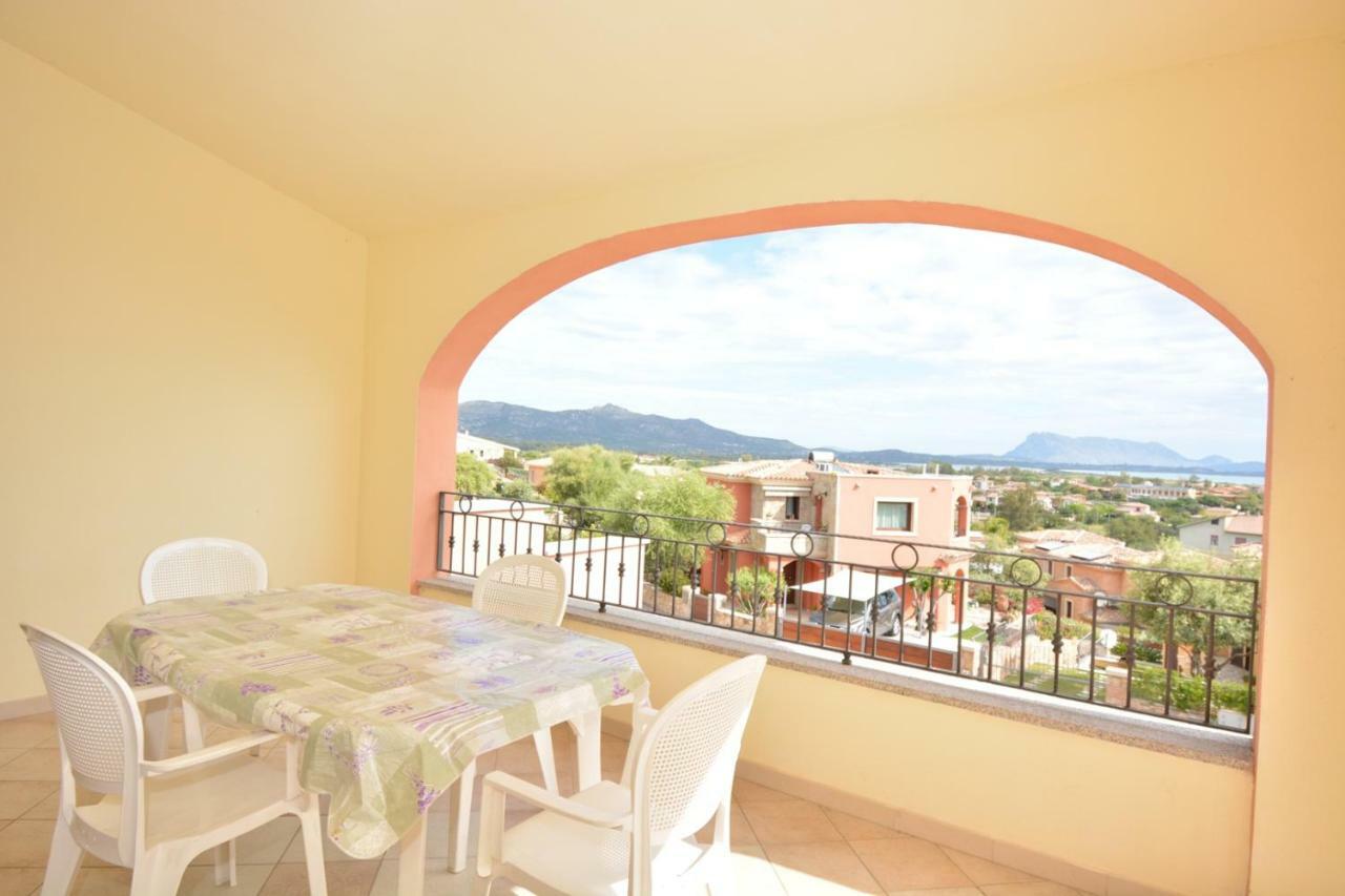 Citai Con Splendida Vista Mare Apartamento San Teodoro  Exterior foto