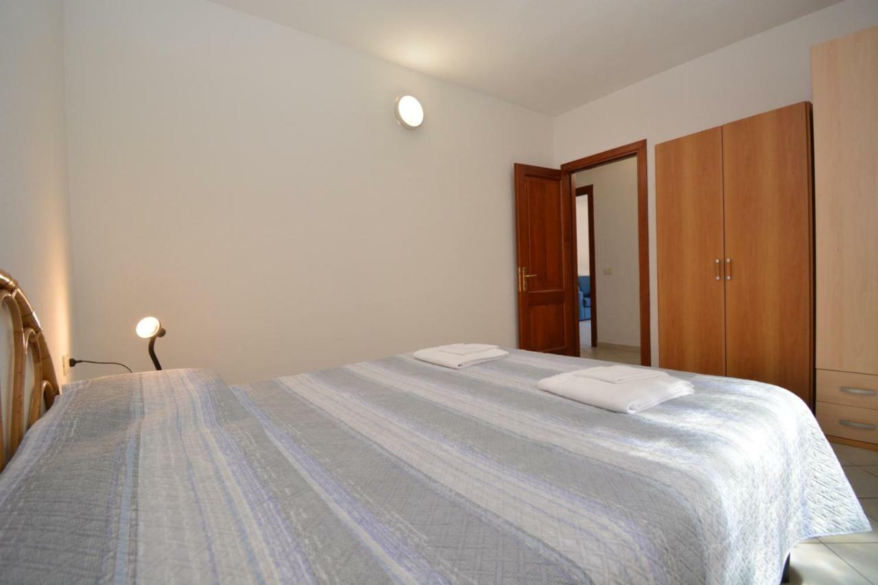 Citai Con Splendida Vista Mare Apartamento San Teodoro  Exterior foto